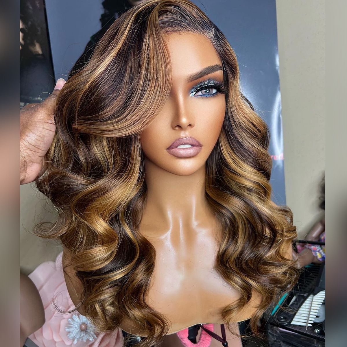Honey Blonde 4/27 Highlight Wig 13x4 Lace Front Wig Body Wave Human Hair Lace Wigs